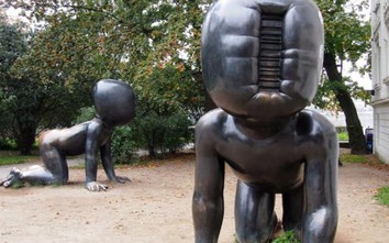 Những tác phẩm điêu khắc đáng sợ nhất thế giới khiến du khách phải bàng hoàng