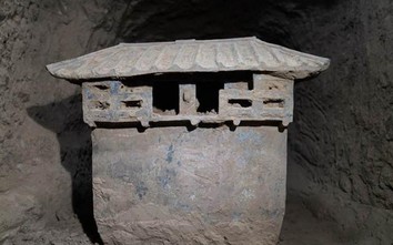 Sốc khi phát hiện thức ăn còn sót lại trong ngôi mộ cổ 2000 năm trước