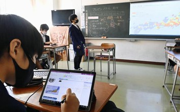 Nhật Bản: Học sinh trung học nhiều nơi được yêu cầu phải mua Ipad đời mới