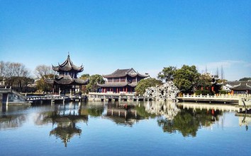 Một thị trấn cổ ở Trung Quốc đẹp mê hồn không kém Phượng Hoàng cổ trấn