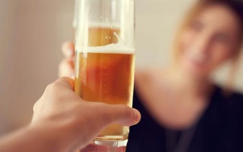 Những lợi ích quý như vàng của việc uống bia chừng mực