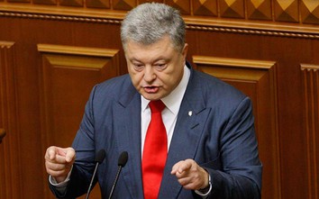 Tổng thống Poroshenko tuyên bố sẽ cấm cửa các quan sát viên người Nga