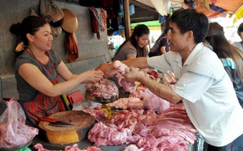 Giá thịt bò, gà, thủy hải sản tăng mạnh nhất dịp Tết Nguyên đán 2019