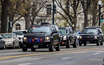 Chevrolet Suburban - "Mãnh tướng" trong đoàn xe hộ tống Donald Trump