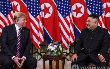 Tổng thống Hàn Quốc Moon Jae-in theo sát cuộc họp Trump - Kim