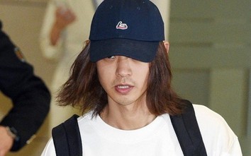 Đang hầu tòa vì bê bối mại dâm, Jung Joong Young vẫn nợ công ty cũ hơn 6 tỷ