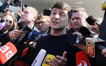 Tân Tổng thống Ukraina Vladimir Zelensky bị tòa phạt tiền