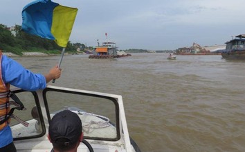 Cấm tàu lưu thông trên sông Hồng đoạn qua cảng Khuyến Lương