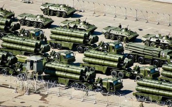 Nga cho S-300, S-400 tập trận bảo vệ các mục tiêu chính phủ