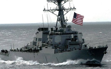 Tàu Nga theo dõi chặt khu trục hạm Mỹ ở Biển Đen