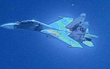 Mỹ tố Su-30 Venezuela bám đuổi do thám cơ EP-3 ở cự ly gần