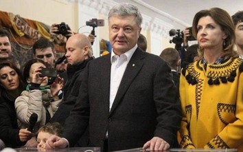 Cựu Tổng thống Poroshenko lặng lẽ rời Ukraine cùng gia đình