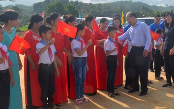 Khánh thành nhà văn hóa thôn Tân Quang do Bộ GTVT và Tổng cục ĐBVN tài trợ