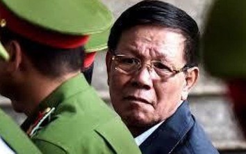 Cựu tướng công an Phan Văn Vĩnh bị khởi tố vụ bán vật chứng gỗ lậu