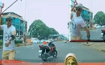 Video: Cận cảnh sư thầy dùng gậy đập nát ô tô của người đi đường