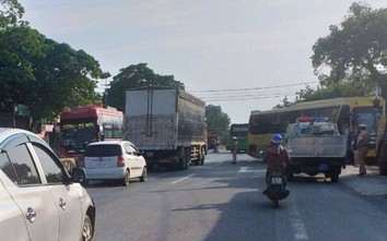 Nghệ An: Xe khách gây tai nạn liên hoàn, 1 người tử vong