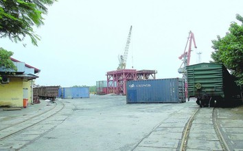 Nguy cơ “đứt” kết nối giao thông khi di dời cảng Hoàng Diệu