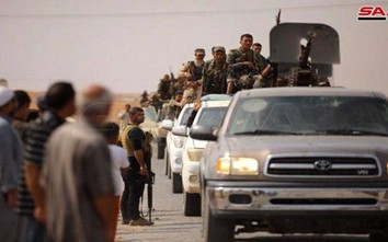 Quân đội Syria tiến vào Raqqa lần đầu tiên