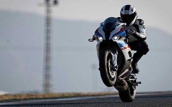 Cá mập BMW S1000RR 2019 chính thức ra mắt tại Malaysia, sắp về Việt Nam?