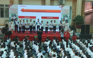 Honda Sơn Minh tuyên truyền ATGT cho hàng vạn học sinh quận 9, TP HCM