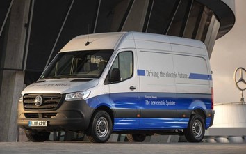 Mercedes-Benz eSprinter - Xe van chạy điện chính thức ra mắt