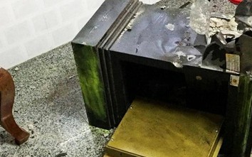 Bảo vệ tá hỏa phát hiện trộm phá két sắt UBND xã lấy gần 100 triệu