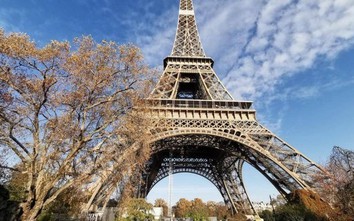 Pháp phải tạm đóng cửa Tháp Eiffel