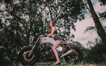 Ngắm hot girl Việt quyến rũ bên Honda CB750 độ Cafe Racer