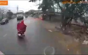 Video: Nữ "ninja" suýt gây họa cho ô tô vì sang đường ẩu