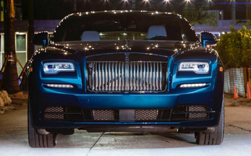 Chiêm ngưỡng siêu xe Rolls-Royce Wraith Black Badge đẹp không tì vết