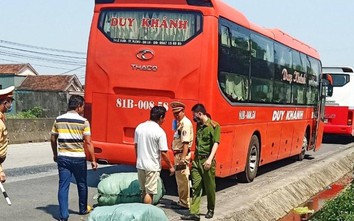 Phát hiện hàng loạt xe khách chở hàng "lậu" xuyên qua nhiều tỉnh thành