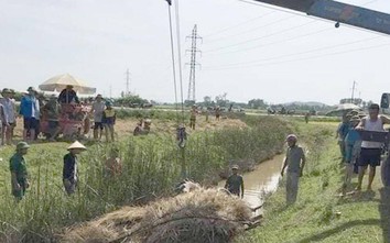 Nghệ An: Xe chở lúa lật xuống mương, một nông dân tử vong thương tâm
