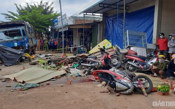 Video: Toàn cảnh vụ tai nạn thảm khốc khiến 5 người chết ở Đắk Nông