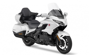 Honda Gold Wing ra phiên bản mới tại Việt Nam, giá ngang Toyota Camry