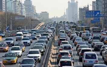 Trung Quốc nới chính sách khuyến khích xe lai chạy cả xăng và điện