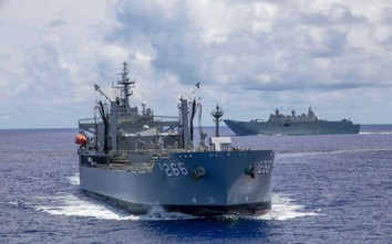 Tàu chiến Australia chạm mặt tàu Trung Quốc gần Quần đảo Trường Sa
