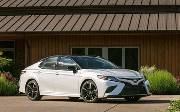 Những mẫu xe tốt nhất dành cho gia đình năm 2020: Toyota Camry góp mặt