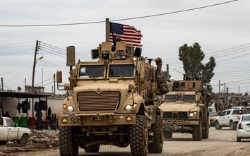 Video lực lượng tuần tra Mỹ bắn nhau với chốt kiểm soát của quân đội Syria