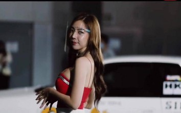 Siêu mẫu Thái Lan khoe đường cong nóng bỏng tại Bangkok Motor Show