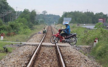 Tỉnh Quảng Trị yêu cầu xử nghiêm vi phạm tại các điểm giao cắt đường sắt