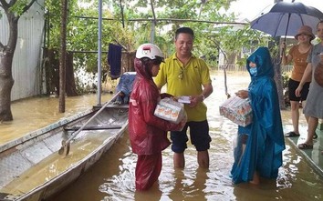 Cùng Báo Giao thông, người dân Tây Nguyên hỗ trợ bà con lũ lụt miền Trung
