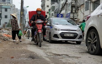 Hà Nội: Đường tắc vì... dự án chống ùn tắc