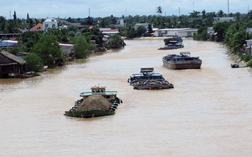 Lập chốt trực điều tiết giao thông tại hàng loạt “điểm đen” giao thông thủy