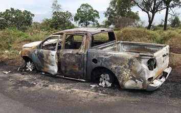 Bình Dương: Mâu thuẫn với vợ, người đàn ông tự đốt ô tô "cho bõ tức"