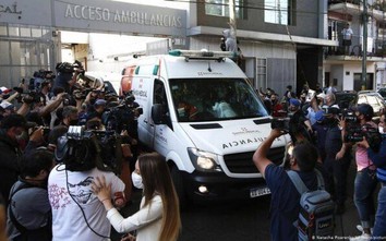 Uẩn khúc về chiếc xe cứu thương trước khi Diego Maradona qua đời