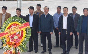 Đoàn công tác Bộ GTVT dâng hương tưởng nhớ các anh hùng liệt sĩ ở Quảng Trị
