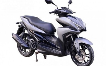 Xe tay ga Trung Quốc ngoại hình giống Yamaha NVX 155, giá chỉ 31 triệu đồng