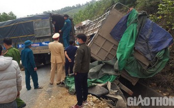 Cận cảnh hiện trường TNGT thảm khốc 7 người tử vong ở Thanh Hóa