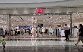 Cận cảnh cửa hàng thời trang H&M sau làn sóng kêu gọi tẩy chay