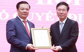 Ông Đinh Tiến Dũng nhận quyết định làm Bí thư Thành ủy Hà Nội